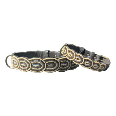 Colliers Artisanaux en Cuir pour Chiens – Faits Main, Perles Authentiques & Doublure Confort Colliers Artisanaux en Cuir pour Chiens – Faits Main, Perles Authentiques & Doublure Confort