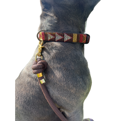 Collier en cuir souple perlé
